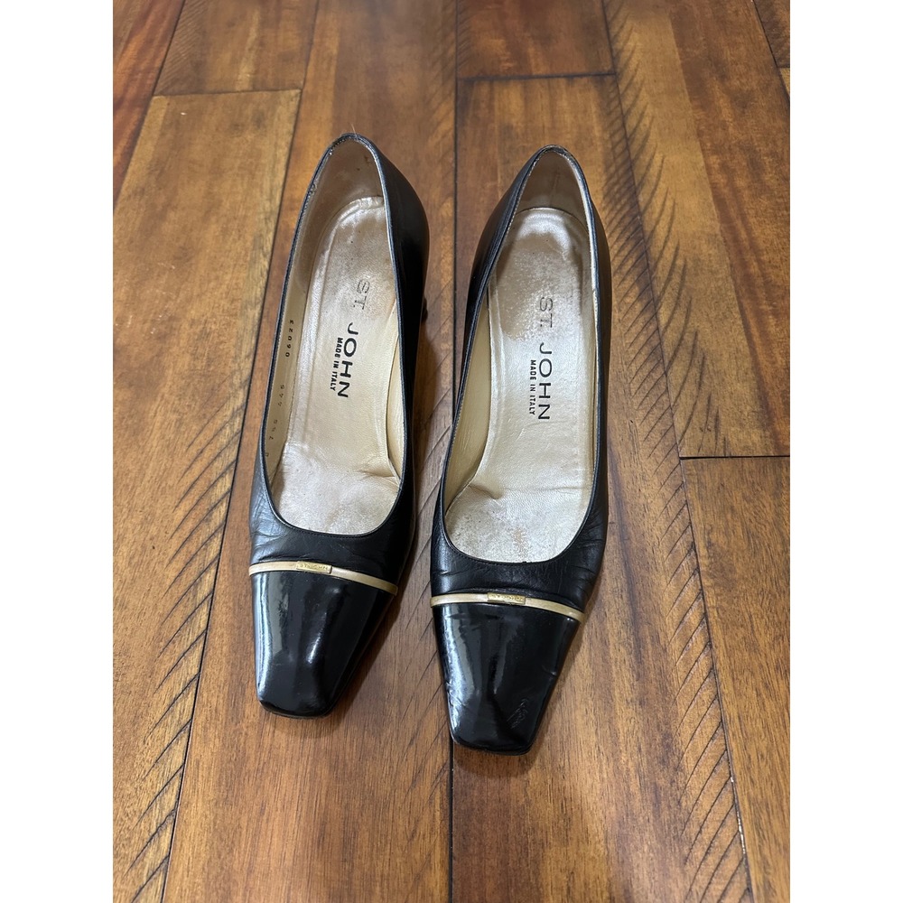 St John Black Leather Square Toe Pumps Patent Cap Toe Gold Accent Italy 7.5